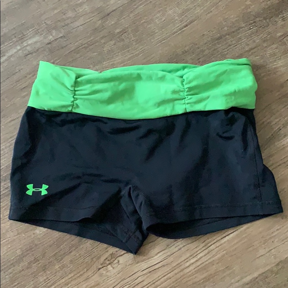 COPY - Under Armour. Athletic shorts, size small